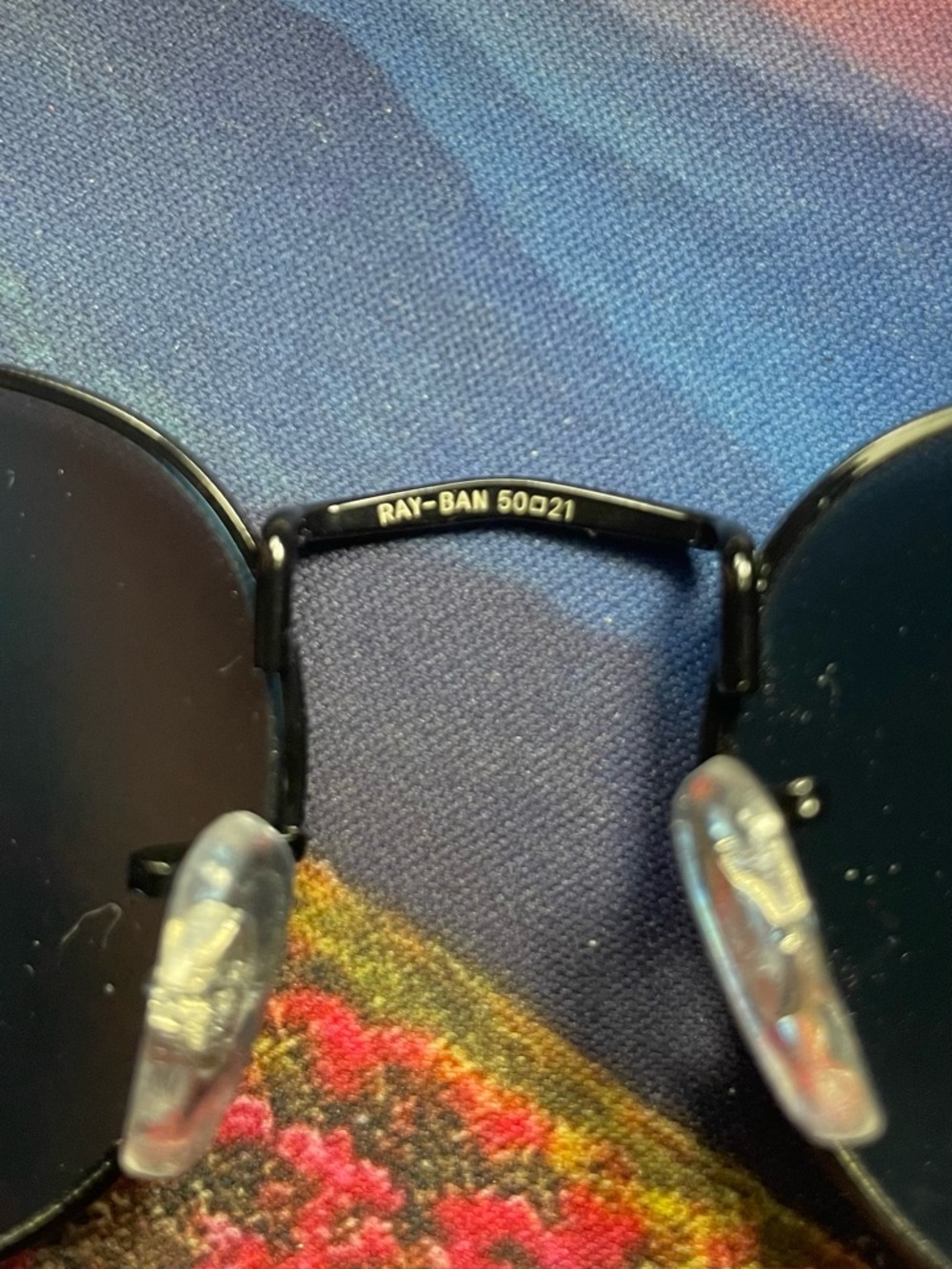 Women's RAY-BAN 3447 Round BLACK Metal MIRROR Designer SUNGLASSES Size 50 - 21 - Picture 8 of 9